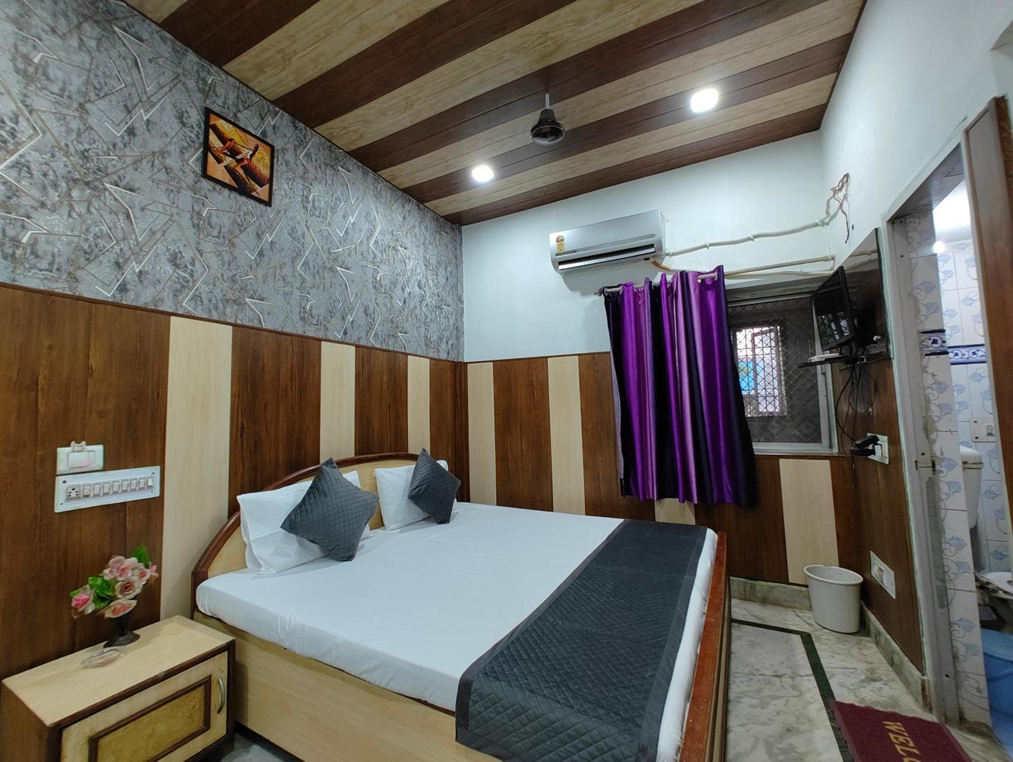 Hotel Swarajya Palace Agra Kültér fotó